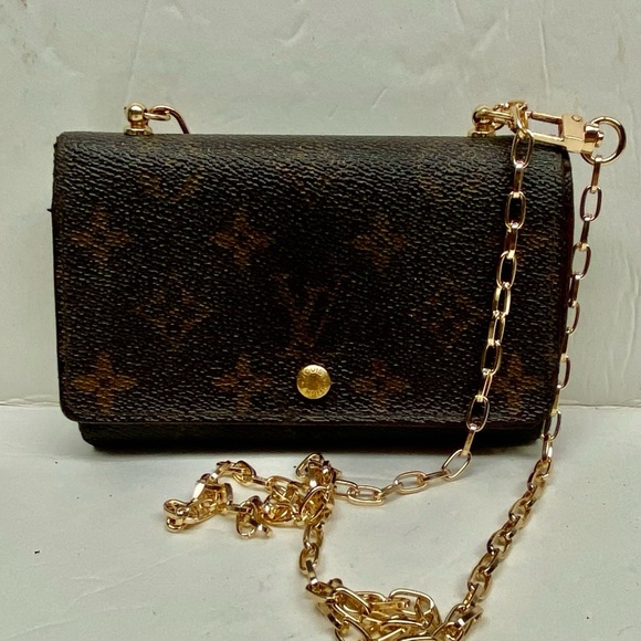 Louis Vuitton, Mono Brown Leather, Compact Wallet Crossbody (CA0969) - Picture 5 of 15